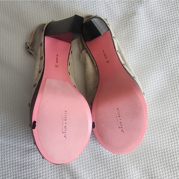 Alice + Olivia Cream and Black Mules with Platform - Picture 8 of 10